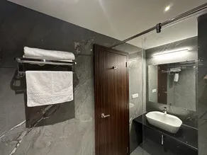 Marigold Suites Wagholi - Image 4