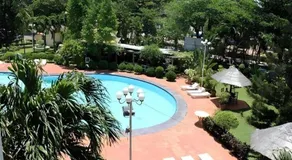Royal Hotel - Image 3