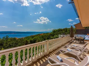 Quaint Holiday Home in Crikvenica with Sea View - Image 5