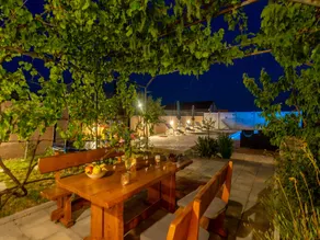 Casa en Lisicic con Piscina Privada - Image 1