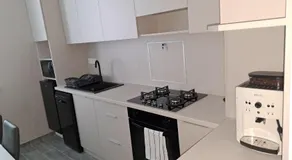 White Harmony Apartment - Image 3