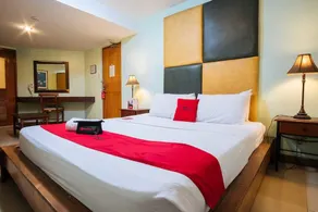 Sir William's Hotel - Image 2