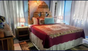 Pink Hibiscus Bed and Breakfast - Image 3