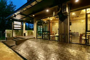 The Signature Nakhon Hotel - Image 4