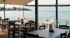 Plaz Hotel - Image 5