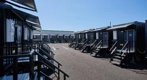 HOTEL R9 The Yard Nagahamainter - Image 4