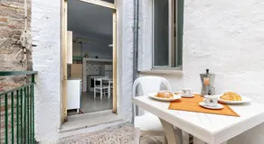 Italian Experience-Falleroni Apartment - Image 4
