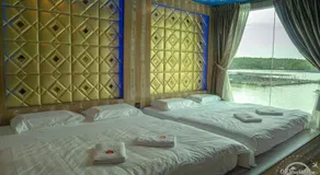 Mangrove Floating Chalet - Image 2