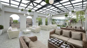Caffir Garden Hotel - Image 2