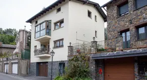 Gran Hogar Chic I 8 min de los remontes con balcón - Image 4