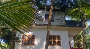 Sunshine Service Villa - Image 2