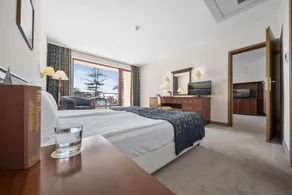 HVD Riviera Beach Ultra All Inclusive & Mineral Pool - Private Beach & Free Parking - Image 2
