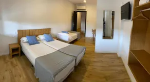 Nanit Valencia Hostel - Image 2