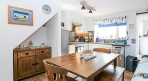 Periwinkle Cottage - Image 5