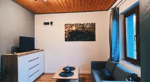 Tenkeshegyi Házikó - Image 2
