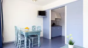 El Trull Apartments - Image 5