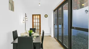Premium Service Apartment Taunton Ideal for Business and Leisure - Image 3