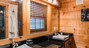 Luxury lodge in the heart of the Bluegrass - Image 2