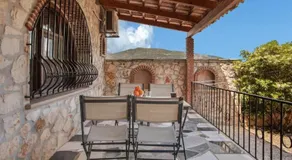 Orothea Guesthouses Sea View Retreat in Keri - Image 3