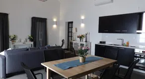 Apothiki House - Image 3