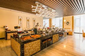 Yunhe Jingdian Hotel (Yangzhou Slender West Lake Dongguan Street Branch) - Image 3