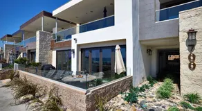 Water Front Spectacular Ocean View Large Balcony AC Pet Friendly - Image 4