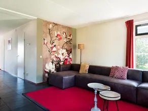 Family house with wellness - Image 1