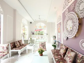 Ratchiangsaen Flora House - Image 2