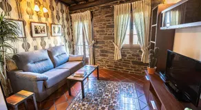 Versatil Apartamentos - Image 2