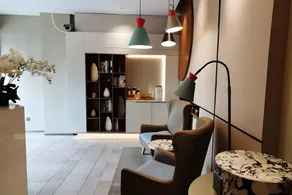 Home Inn Neo Shenzhen Buji Metro Station - Image 3