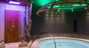 Hotel Alaska - Image 4