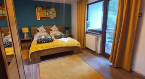 Laura Villa - Image 2