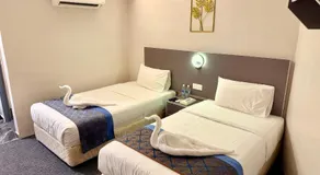 Hotel First Garden by StayZy - Image 5
