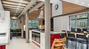 3 Bedroom Cozy Home In Fårvang - Image 2