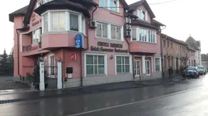 Pensiunea Curtea Bavareza - Image 4