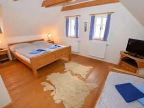 Spacious Cottage near Ski area in Bystra and Jiserou - Image 2