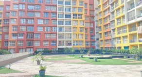 Premium 2BHK -10 min to GOI airport & beach -Pool access -Balcony with city view - Image 5