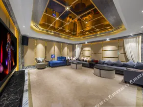 Twin Moon Bay Xianghai Hot Spring Holiday Hotel - Image 5