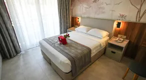 Ida Hotel - Image 2