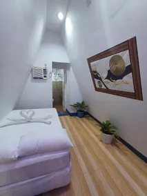 KING ODIN'S AHOUSE - Image 2