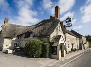 The Crown at Marnhull - Image 5