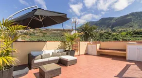 Villa in protected space in front of the sea - Image 4