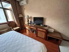 Lotus Daguanyuan Minsuzhai Hotel - Image 5