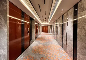 China Dragon Hotel - Image 5