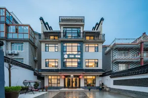 Floral Hotel Xitang Qiyue homestay - Image 3