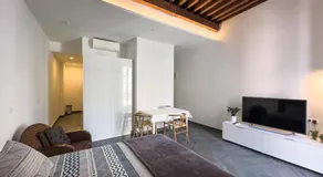 Historic Suites 21 - Image 2