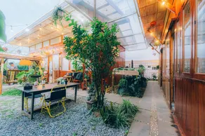 D Home 2 Hung Vuong, Valley View BBQ Garden - Image 3