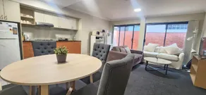 3br Apartment Near Sydney Uni Rpa - Image 3