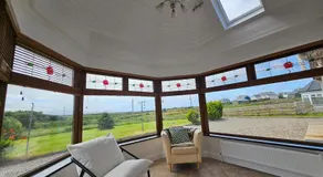 Fiáin Retreat, luxury, fire place, sun room - Image 4