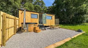 Cnocvann Croft Shepherd Huts - Image 4